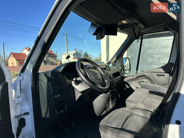 Белый Рено Мастер, объемом двигателя 2.3 л и пробегом 290 тыс. км за 19000 $, фото 15 на Automoto.ua