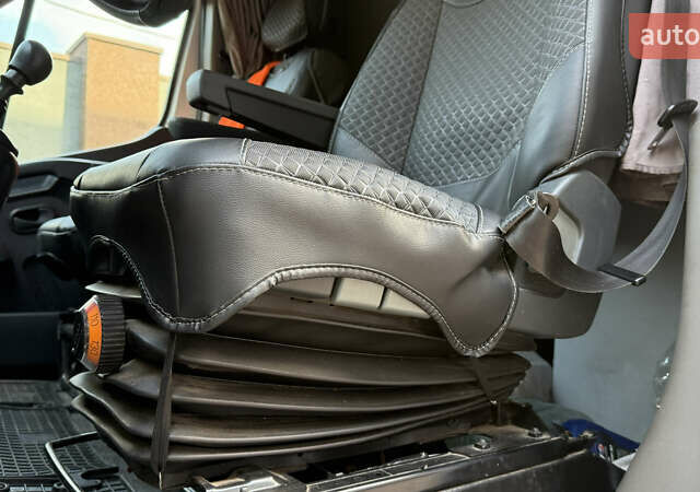 Белый Рено Мастер, объемом двигателя 2.3 л и пробегом 670 тыс. км за 16100 $, фото 5 на Automoto.ua