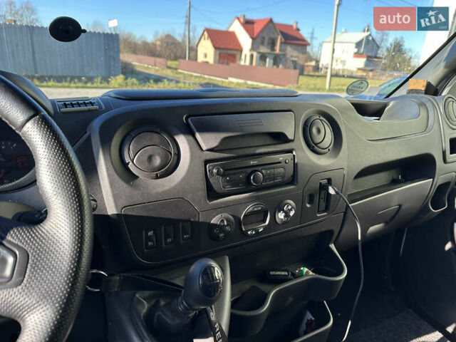 Белый Рено Мастер, объемом двигателя 2.3 л и пробегом 290 тыс. км за 19000 $, фото 17 на Automoto.ua