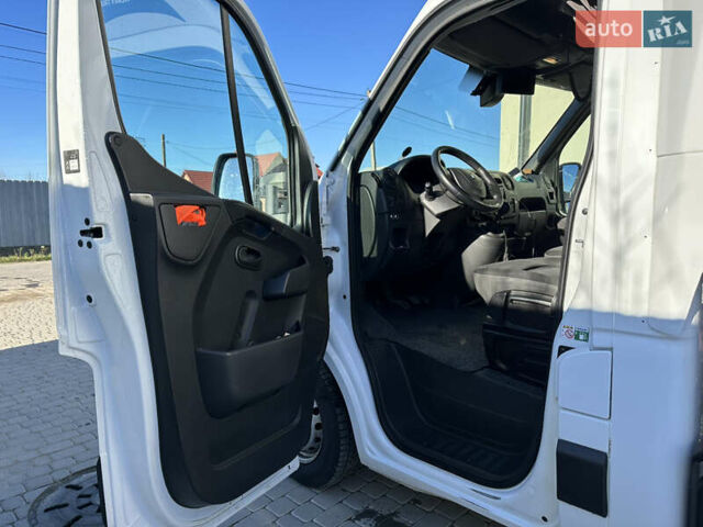 Белый Рено Мастер, объемом двигателя 2.3 л и пробегом 290 тыс. км за 19000 $, фото 14 на Automoto.ua