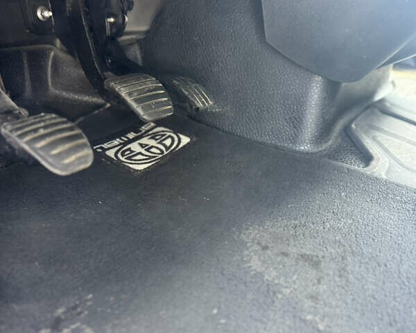 Белый Рено Мастер, объемом двигателя 2.3 л и пробегом 300 тыс. км за 21000 $, фото 11 на Automoto.ua