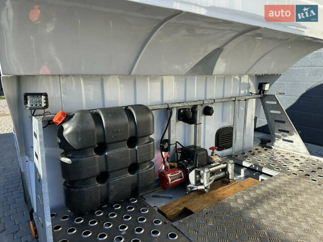 Белый Рено Мастер, объемом двигателя 2.3 л и пробегом 290 тыс. км за 19000 $, фото 13 на Automoto.ua