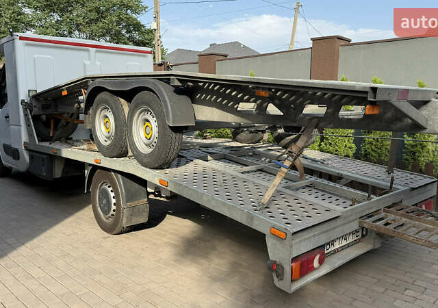 Белый Рено Мастер, объемом двигателя 2.3 л и пробегом 670 тыс. км за 16100 $, фото 1 на Automoto.ua