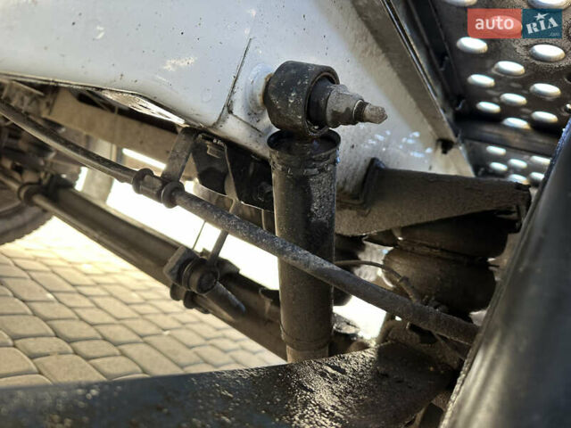 Белый Рено Мастер, объемом двигателя 2.3 л и пробегом 290 тыс. км за 19000 $, фото 12 на Automoto.ua