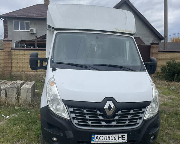 Белый Рено Мастер, объемом двигателя 2.3 л и пробегом 473 тыс. км за 23000 $, фото 1 на Automoto.ua
