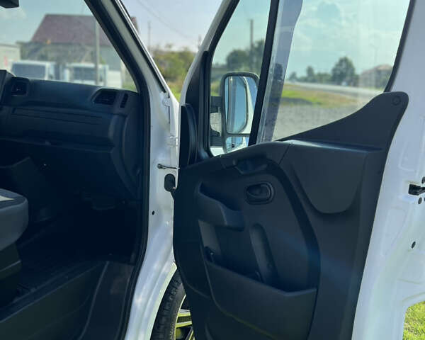 Білий Рено Мастєр, об'ємом двигуна 2.3 л та пробігом 180 тис. км за 21500 $, фото 33 на Automoto.ua