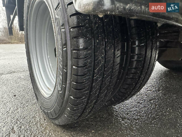 Белый Рено Мастер, объемом двигателя 2.3 л и пробегом 265 тыс. км за 15350 $, фото 19 на Automoto.ua