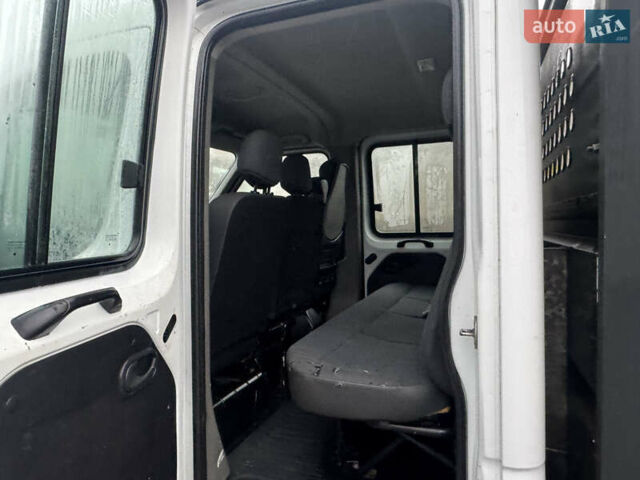 Белый Рено Мастер, объемом двигателя 2.3 л и пробегом 265 тыс. км за 15350 $, фото 38 на Automoto.ua