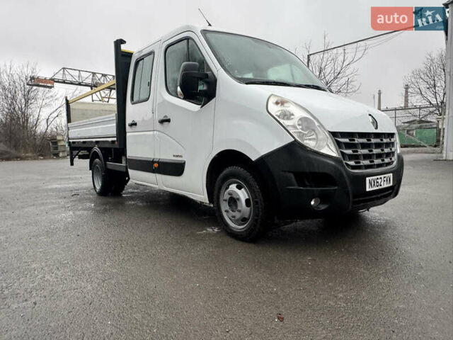 Белый Рено Мастер, объемом двигателя 2.3 л и пробегом 265 тыс. км за 15350 $, фото 1 на Automoto.ua