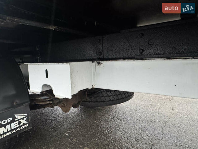 Белый Рено Мастер, объемом двигателя 2.3 л и пробегом 265 тыс. км за 15350 $, фото 13 на Automoto.ua