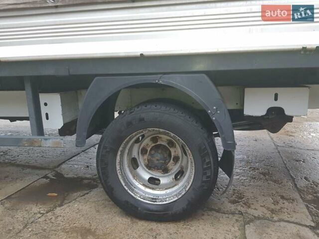 Білий Рено Мастєр, об'ємом двигуна 2.5 л та пробігом 380 тис. км за 16000 $, фото 12 на Automoto.ua