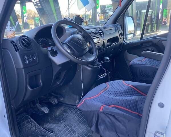 Білий Рено Мастєр, об'ємом двигуна 2.3 л та пробігом 490 тис. км за 12500 $, фото 8 на Automoto.ua