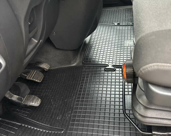 Рено Мастер 2015 в Каменце-Подольском на Automoto.ua Белый Рено Мастер, объемом двигателя 2.3 л и пробегом 220 тыс. км за 19900 $, фото 12 на Automoto.ua