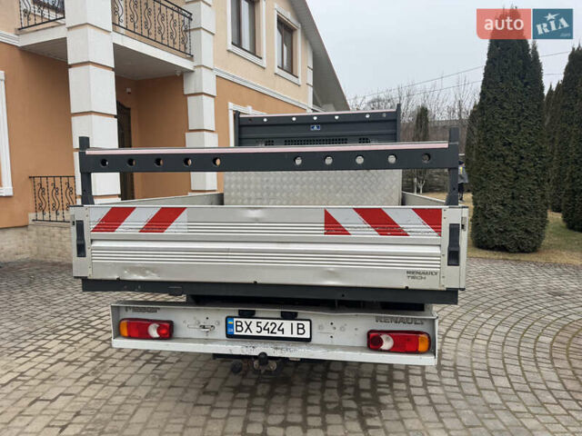 Рено Мастер 2015 в Каменце-Подольском на Automoto.ua Белый Рено Мастер, объемом двигателя 2.3 л и пробегом 220 тыс. км за 19900 $, фото 7 на Automoto.ua