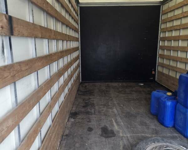 Белый Рено Мастер, объемом двигателя 2.3 л и пробегом 500 тыс. км за 16500 $, фото 1 на Automoto.ua