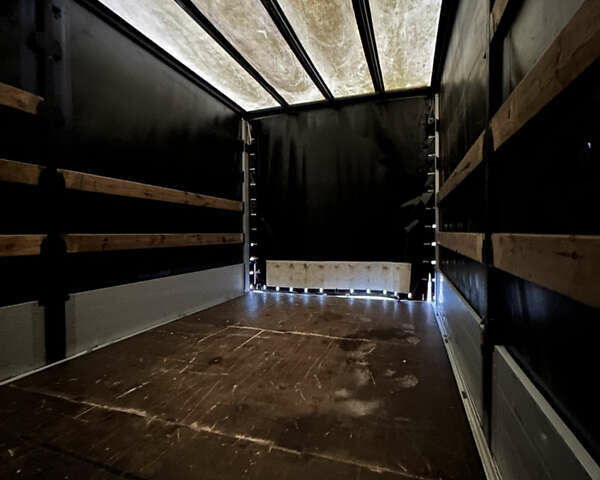 Белый Рено Мастер, объемом двигателя 2.3 л и пробегом 276 тыс. км за 16000 $, фото 33 на Automoto.ua