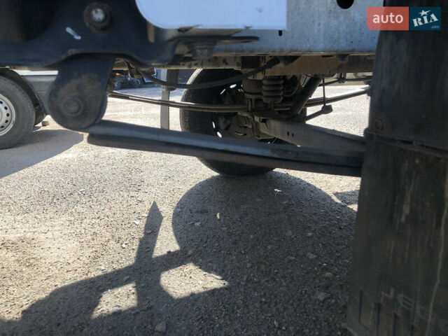 Білий Рено Мастєр, об'ємом двигуна 2.3 л та пробігом 430 тис. км за 15000 $, фото 4 на Automoto.ua