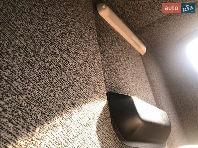 Білий Рено Мастєр, об'ємом двигуна 2.3 л та пробігом 430 тис. км за 15000 $, фото 9 на Automoto.ua