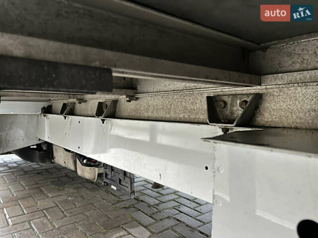 Белый Рено Мастер, объемом двигателя 2.3 л и пробегом 276 тыс. км за 16000 $, фото 27 на Automoto.ua