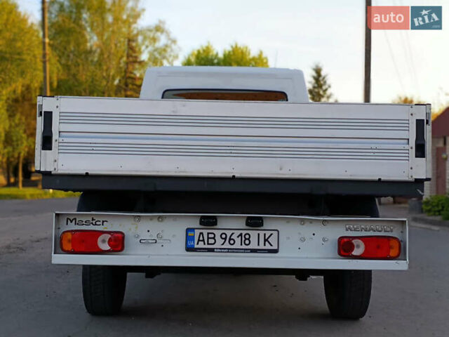 Белый Рено Мастер, объемом двигателя 2.3 л и пробегом 278 тыс. км за 14750 $, фото 6 на Automoto.ua