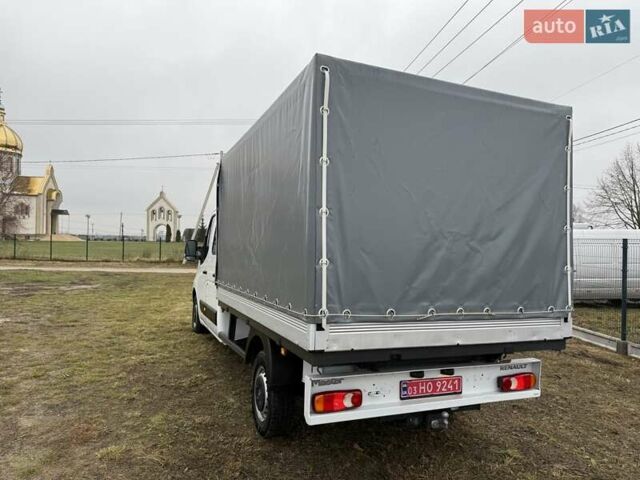 Белый Рено Мастер, объемом двигателя 2.3 л и пробегом 69 тыс. км за 23999 $, фото 5 на Automoto.ua