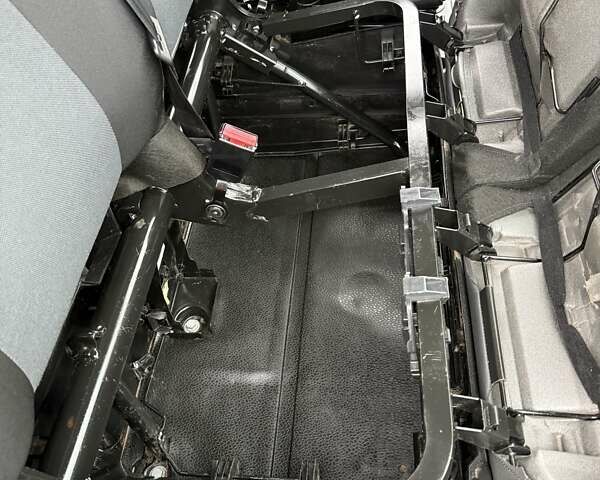 Белый Рено Мастер, объемом двигателя 2.3 л и пробегом 69 тыс. км за 23999 $, фото 26 на Automoto.ua