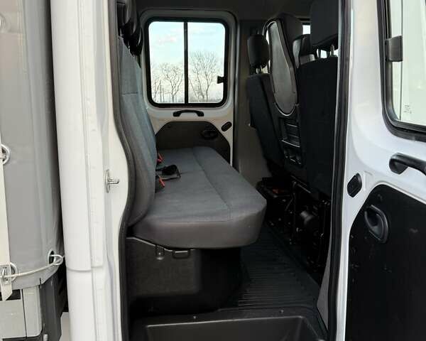 Білий Рено Мастєр, об'ємом двигуна 2.3 л та пробігом 225 тис. км за 22499 $, фото 23 на Automoto.ua