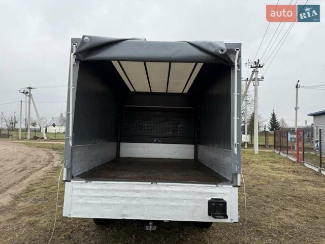 Белый Рено Мастер, объемом двигателя 2.3 л и пробегом 69 тыс. км за 23999 $, фото 14 на Automoto.ua