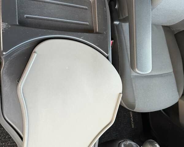 Білий Рено Мастєр, об'ємом двигуна 2.3 л та пробігом 225 тис. км за 22499 $, фото 29 на Automoto.ua