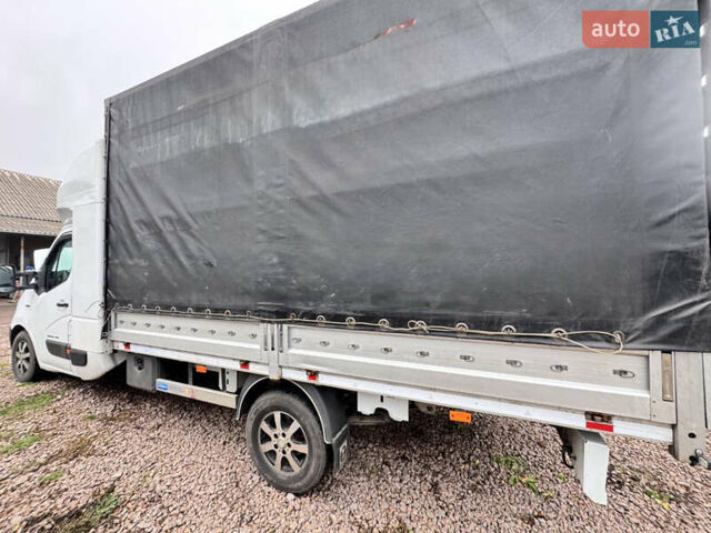 Белый Рено Мастер, объемом двигателя 0 л и пробегом 330 тыс. км за 16300 $, фото 4 на Automoto.ua