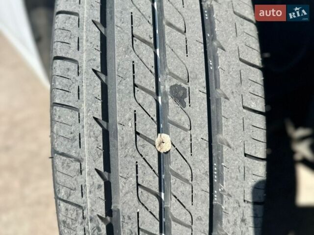 Белый Рено Мастер, объемом двигателя 2.3 л и пробегом 480 тыс. км за 14700 $, фото 11 на Automoto.ua