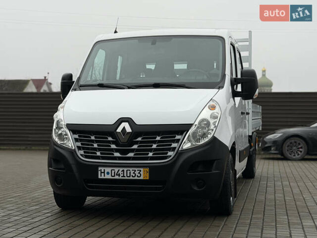 Белый Рено Мастер, объемом двигателя 2.3 л и пробегом 189 тыс. км за 21300 $, фото 3 на Automoto.ua