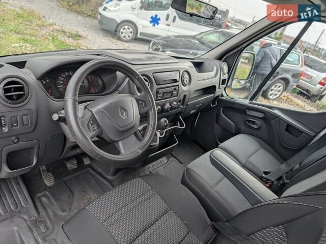 Белый Рено Мастер, объемом двигателя 2.3 л и пробегом 178 тыс. км за 19850 $, фото 15 на Automoto.ua