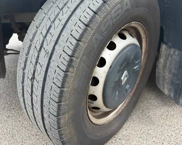 Белый Рено Мастер, объемом двигателя 2.3 л и пробегом 210 тыс. км за 17200 $, фото 1 на Automoto.ua