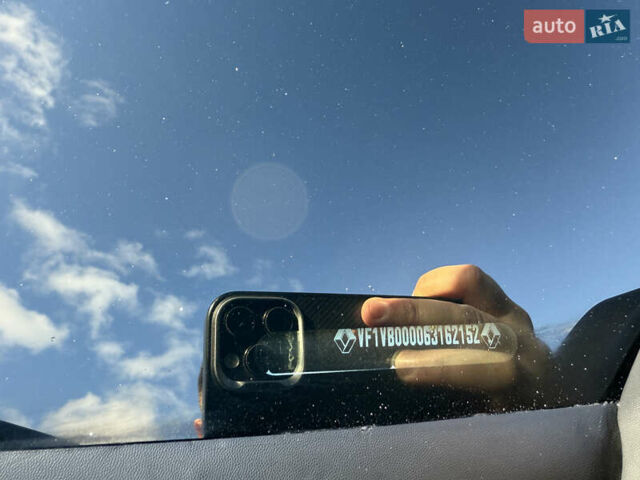 Белый Рено Мастер, объемом двигателя 0 л и пробегом 239 тыс. км за 23200 $, фото 66 на Automoto.ua