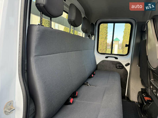 Белый Рено Мастер, объемом двигателя 0 л и пробегом 239 тыс. км за 23200 $, фото 52 на Automoto.ua