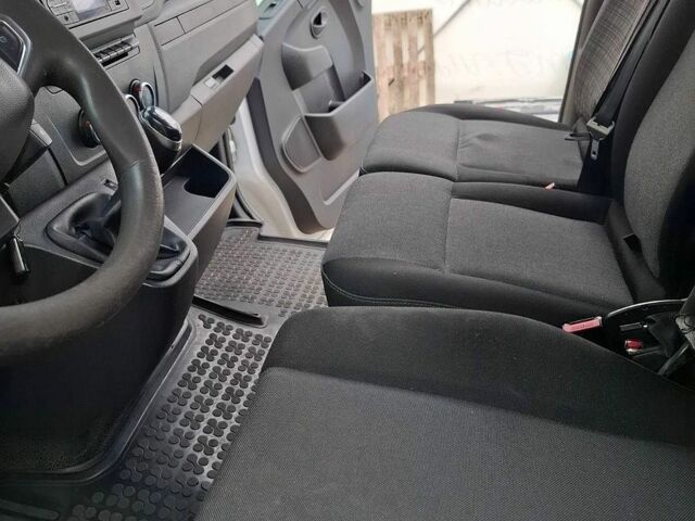 Белый Рено Мастер, объемом двигателя 2.3 л и пробегом 413 тыс. км за 17000 $, фото 7 на Automoto.ua