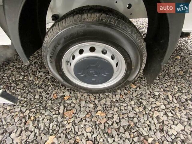 Белый Рено Мастер, объемом двигателя 2.3 л и пробегом 394 тыс. км за 19999 $, фото 46 на Automoto.ua