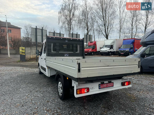 Белый Рено Мастер, объемом двигателя 0 л и пробегом 185 тыс. км за 28900 $, фото 14 на Automoto.ua