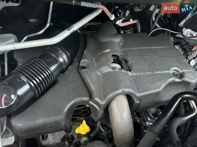 Белый Рено Мастер, объемом двигателя 0 л и пробегом 185 тыс. км за 28900 $, фото 37 на Automoto.ua