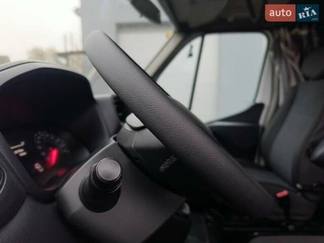 Білий Рено Мастєр, об'ємом двигуна 2.3 л та пробігом 267 тис. км за 19999 $, фото 33 на Automoto.ua