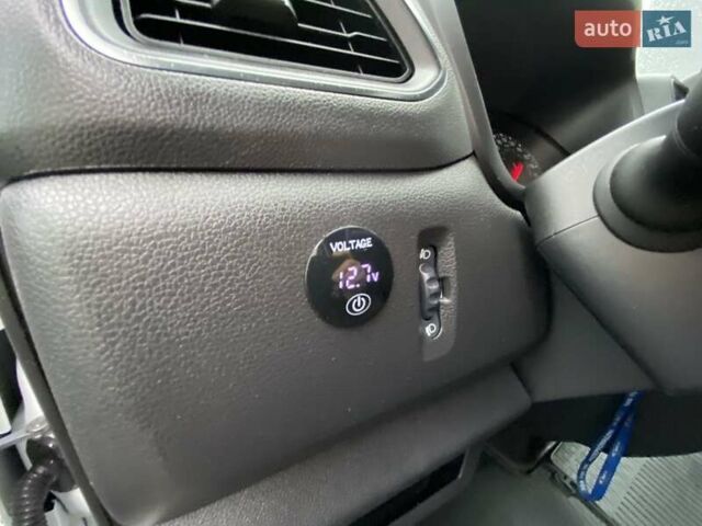 Белый Рено Мастер, объемом двигателя 2.3 л и пробегом 394 тыс. км за 19999 $, фото 22 на Automoto.ua