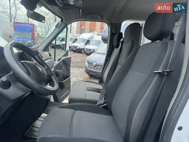 Белый Рено Мастер, объемом двигателя 0 л и пробегом 185 тыс. км за 28900 $, фото 26 на Automoto.ua