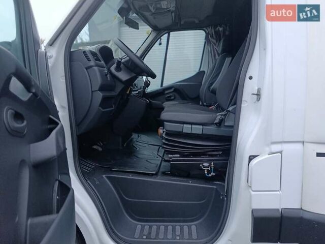 Білий Рено Мастєр, об'ємом двигуна 2.3 л та пробігом 267 тис. км за 19999 $, фото 38 на Automoto.ua