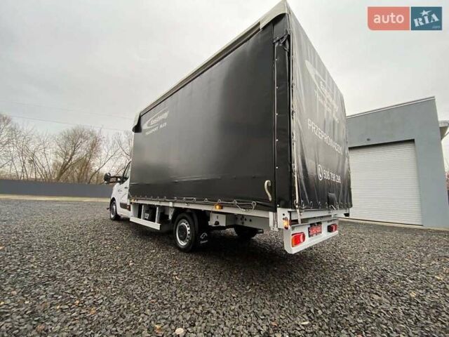 Белый Рено Мастер, объемом двигателя 2.3 л и пробегом 394 тыс. км за 19999 $, фото 50 на Automoto.ua