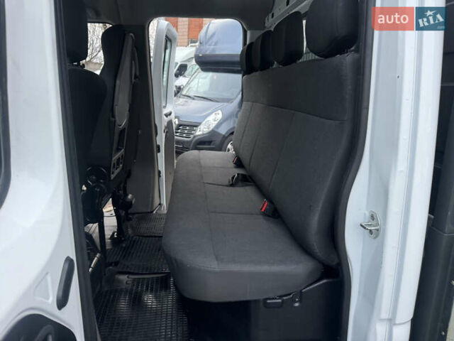 Белый Рено Мастер, объемом двигателя 0 л и пробегом 185 тыс. км за 28900 $, фото 29 на Automoto.ua