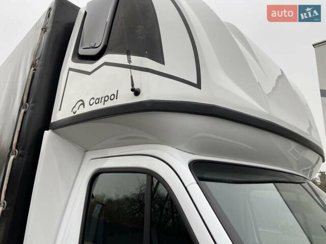 Белый Рено Мастер, объемом двигателя 2.3 л и пробегом 280 тыс. км за 20999 $, фото 4 на Automoto.ua