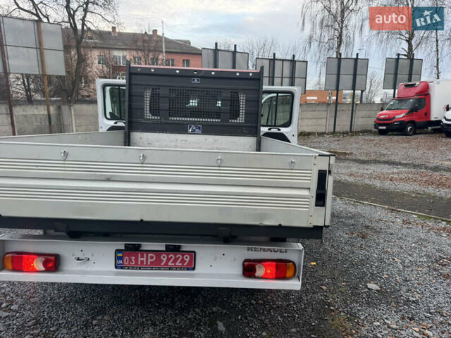 Белый Рено Мастер, объемом двигателя 0 л и пробегом 185 тыс. км за 28900 $, фото 32 на Automoto.ua