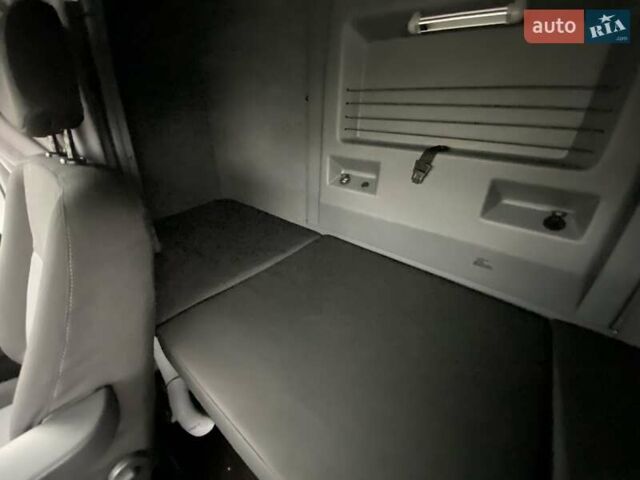 Белый Рено Мастер, объемом двигателя 2.3 л и пробегом 394 тыс. км за 19999 $, фото 43 на Automoto.ua