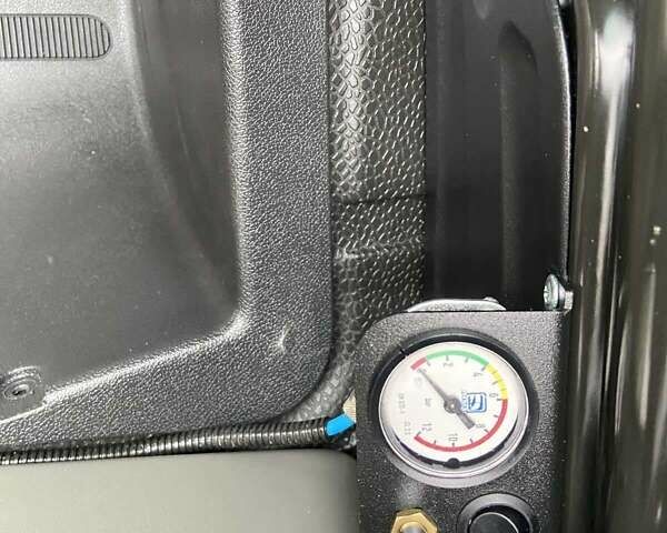 Белый Рено Мастер, объемом двигателя 2.3 л и пробегом 394 тыс. км за 19999 $, фото 37 на Automoto.ua